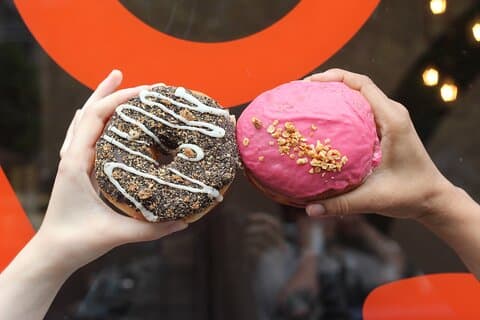 Edinburgh Sweet Treats Food Tour: Donuts, Pastries, and More